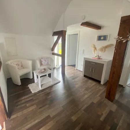 アパート An Der Unditz